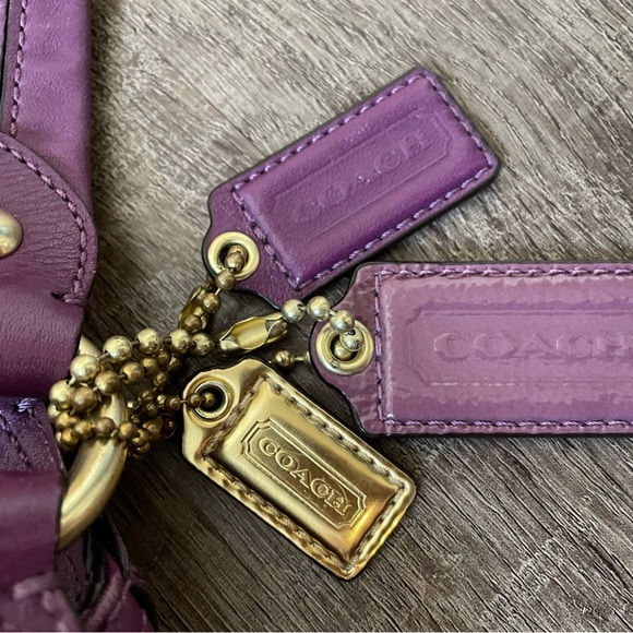 Classic coach shoulder bag - Picture 5 of 11